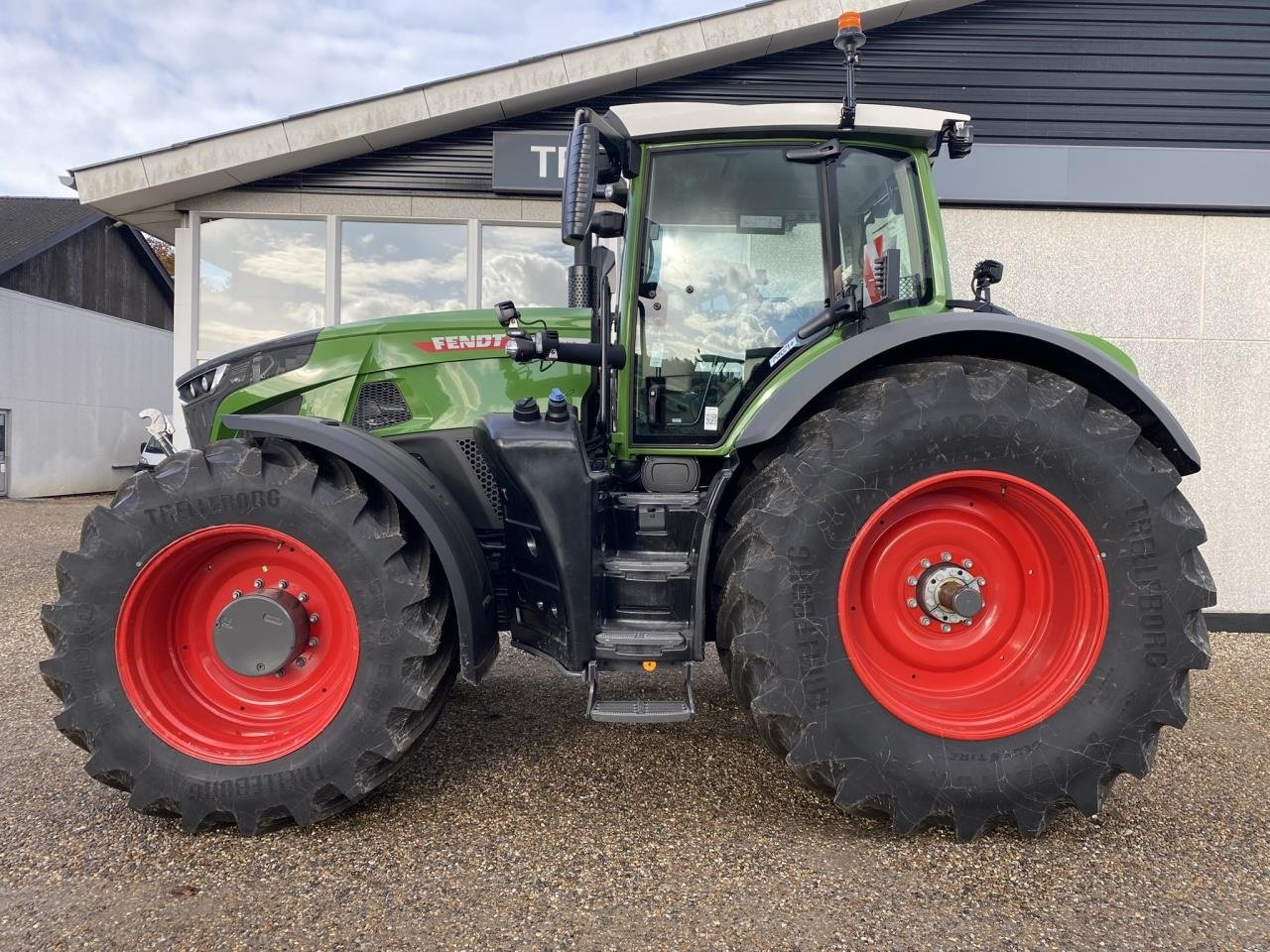 Traktor des Typs Fendt 942 VARIO GEN7, Gebrauchtmaschine in Holstebro (Bild 2)