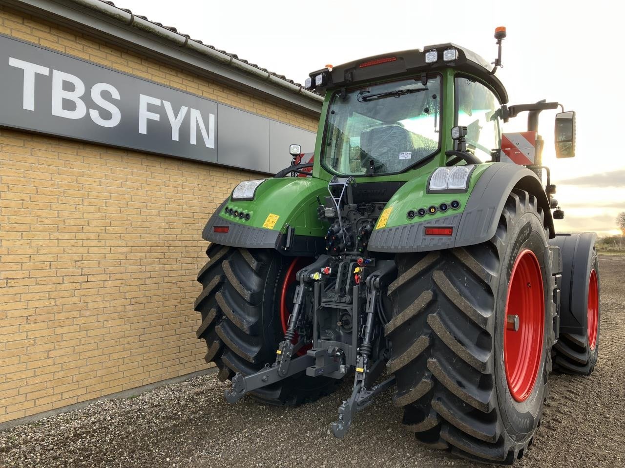 Traktor des Typs Fendt 942 VARIO GEN7, Gebrauchtmaschine in Tommerup (Bild 8)