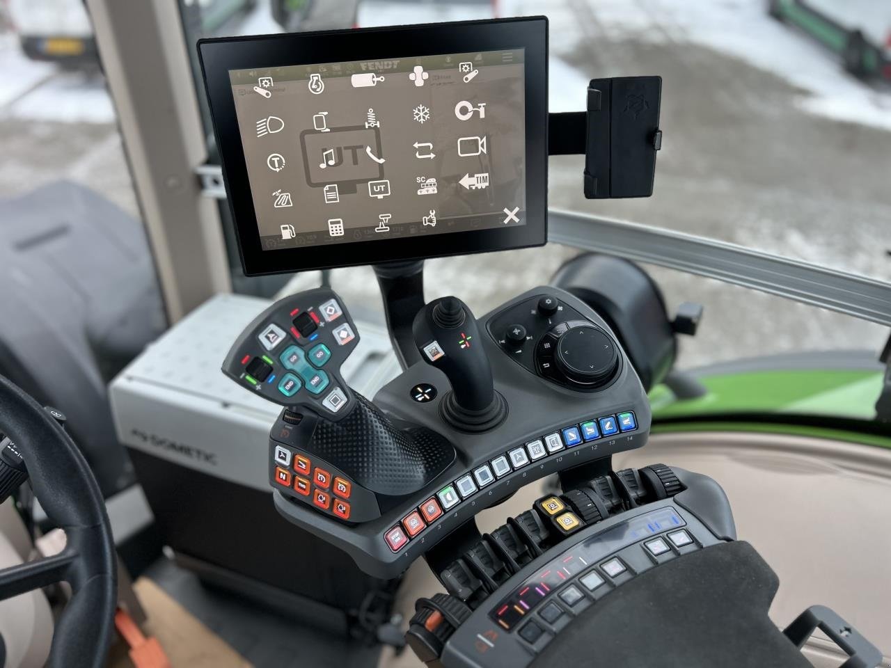 Traktor типа Fendt 942 VARIO GEN7, Gebrauchtmaschine в Randers SV (Фотография 8)