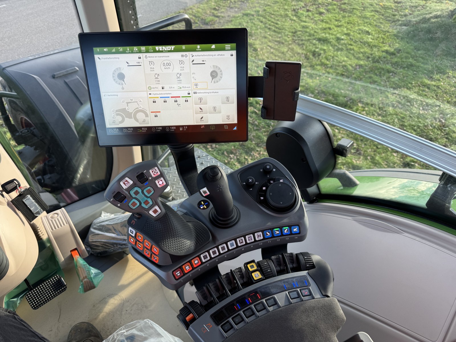 Traktor des Typs Fendt 942 Vario ProfiPlus, Neumaschine in Wintelre (Bild 19)
