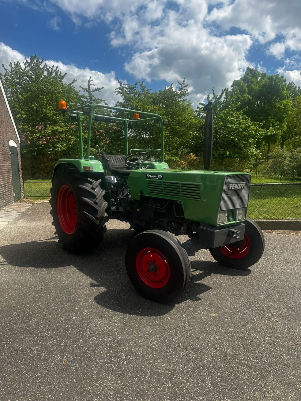 Traktor typu Fendt Farmer 102 S, Gebrauchtmaschine w zwolle (Zdjęcie 2)
