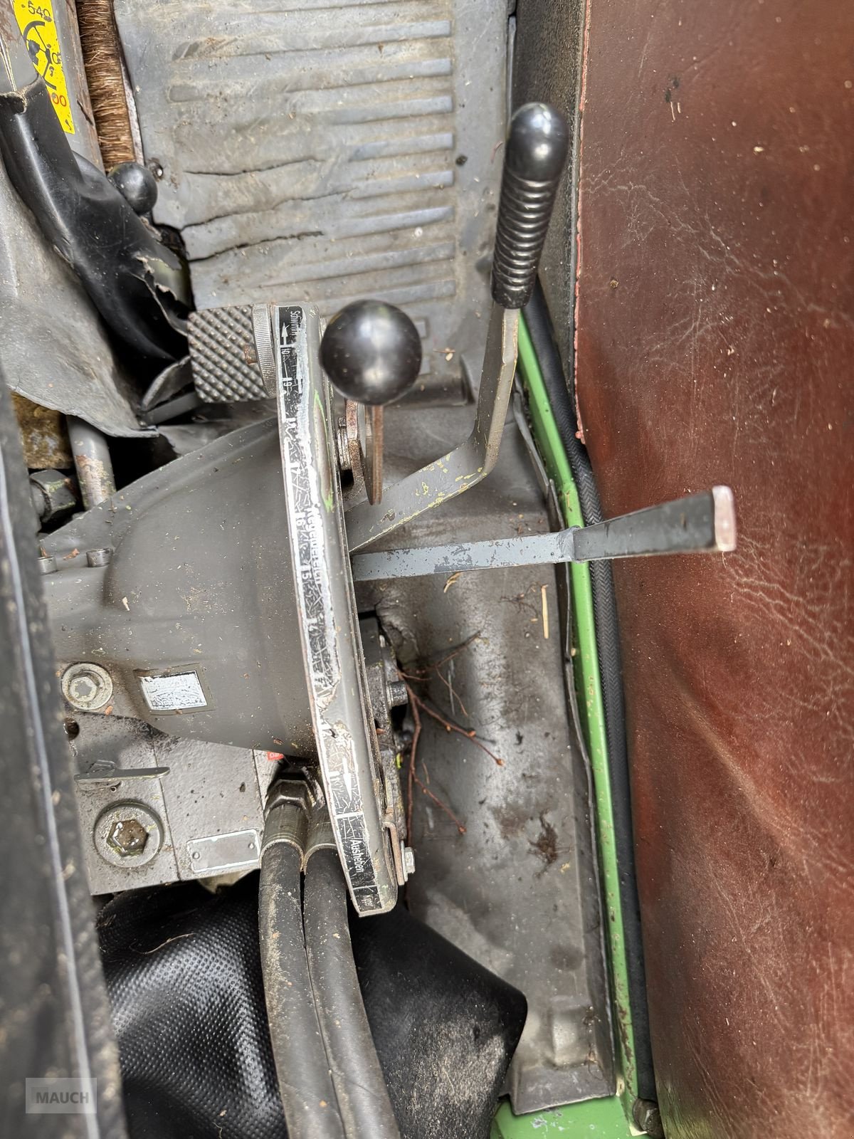 Traktor типа Fendt Farmer 103 LS, Gebrauchtmaschine в Burgkirchen (Фотография 20)