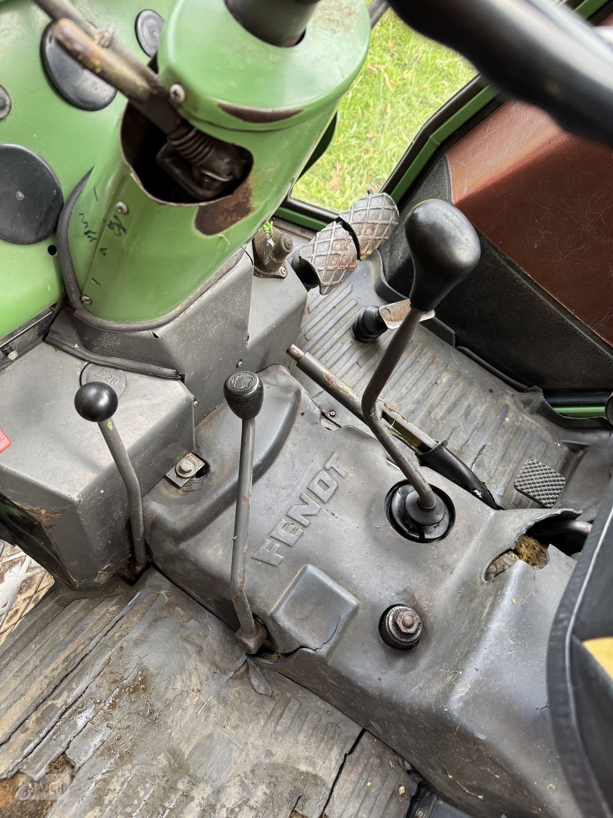 Traktor типа Fendt Farmer 103 LS, Gebrauchtmaschine в Burgkirchen (Фотография 17)