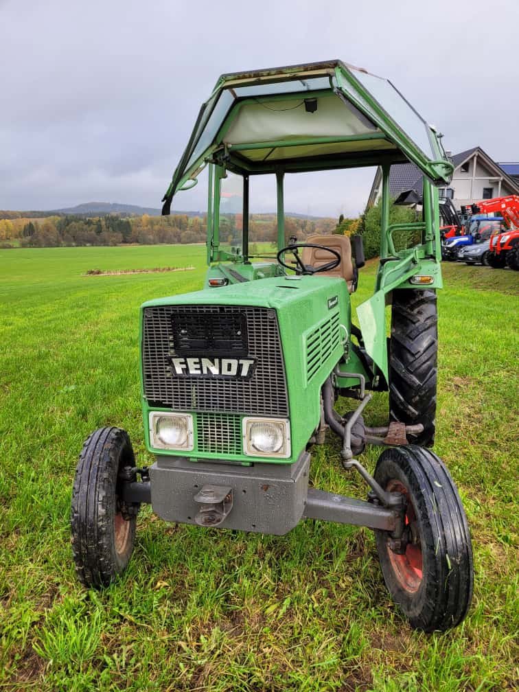 Traktor типа Fendt Farmer 103 S, Gebrauchtmaschine в Moosbach (Фотография 4)