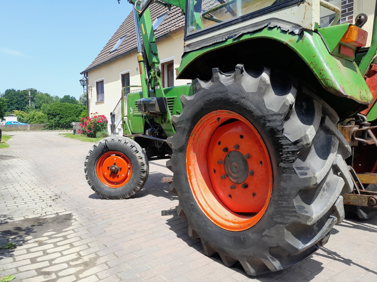 Traktor des Typs Fendt Farmer 103, Gebrauchtmaschine in Lauterbach (Bild 3)