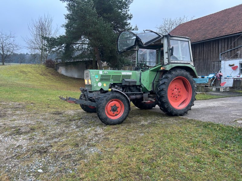 Traktor des Typs Fendt Farmer 104 S, Gebrauchtmaschine in Pemfling (Bild 1)