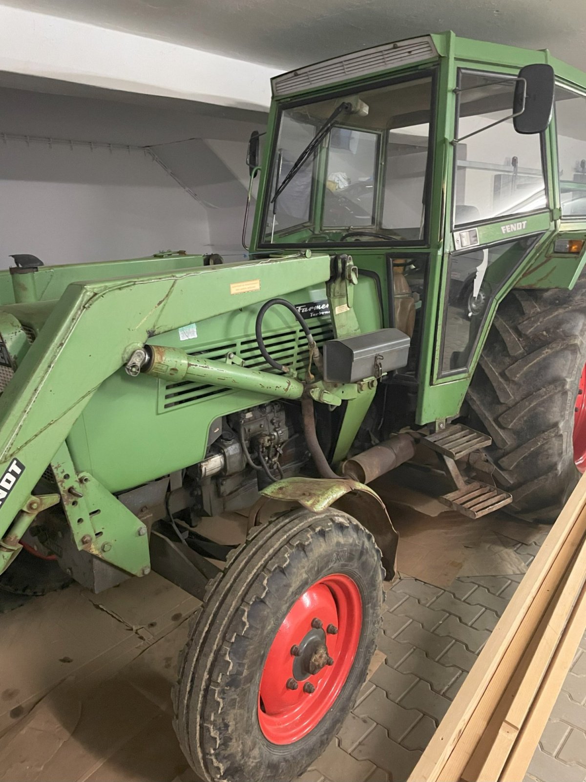 Traktor типа Fendt Farmer 105 LS, Gebrauchtmaschine в Neumarkt (Фотография 1)