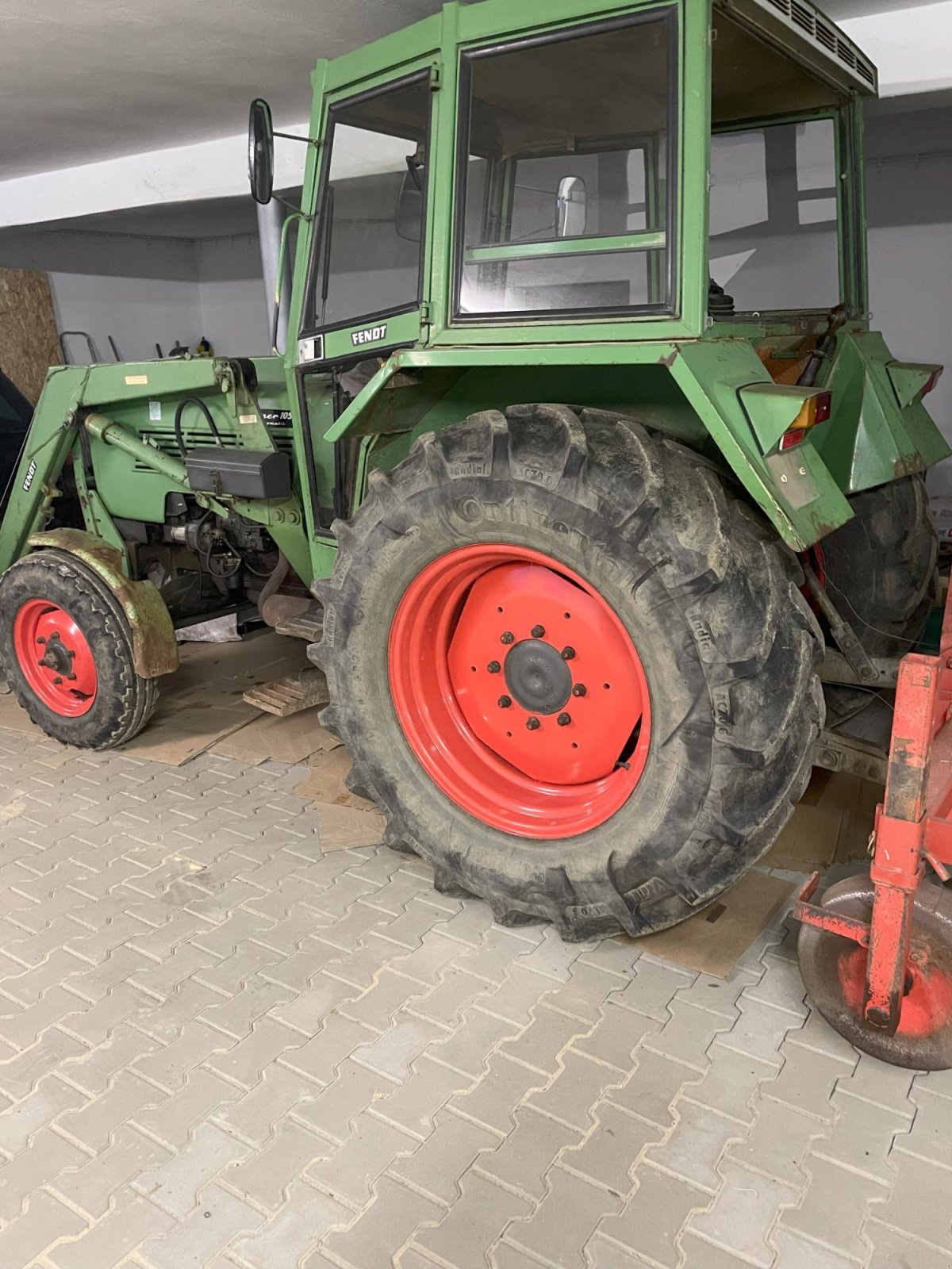 Traktor типа Fendt Farmer 105 LS, Gebrauchtmaschine в Neumarkt (Фотография 2)