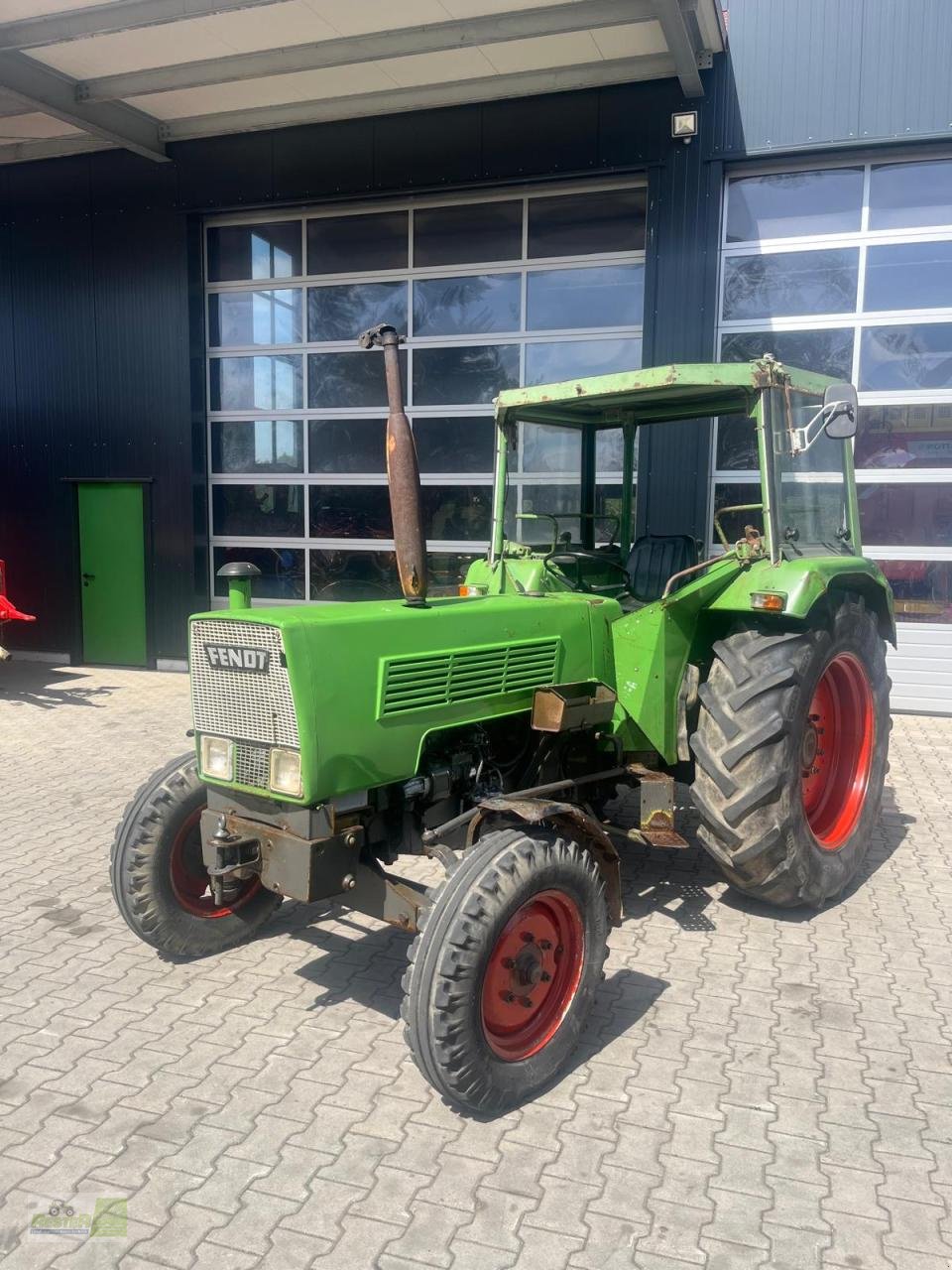 Traktor des Typs Fendt Farmer 106 LS, Gebrauchtmaschine in Wernberg-Köblitz (Bild 2)