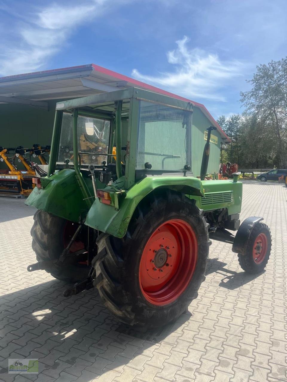 Traktor des Typs Fendt Farmer 106 LS, Gebrauchtmaschine in Wernberg-Köblitz (Bild 4)