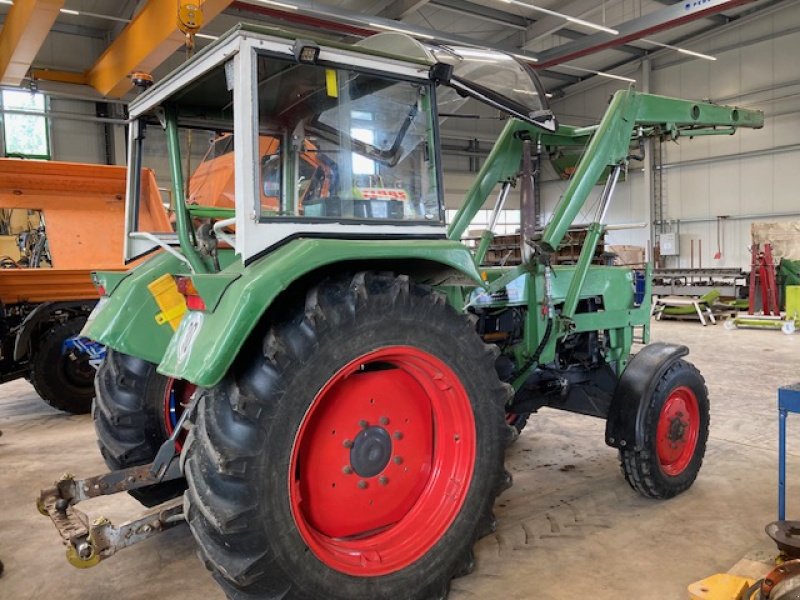 Traktor des Typs Fendt Farmer 106 S, Gebrauchtmaschine in Hofgeismar (Bild 2)