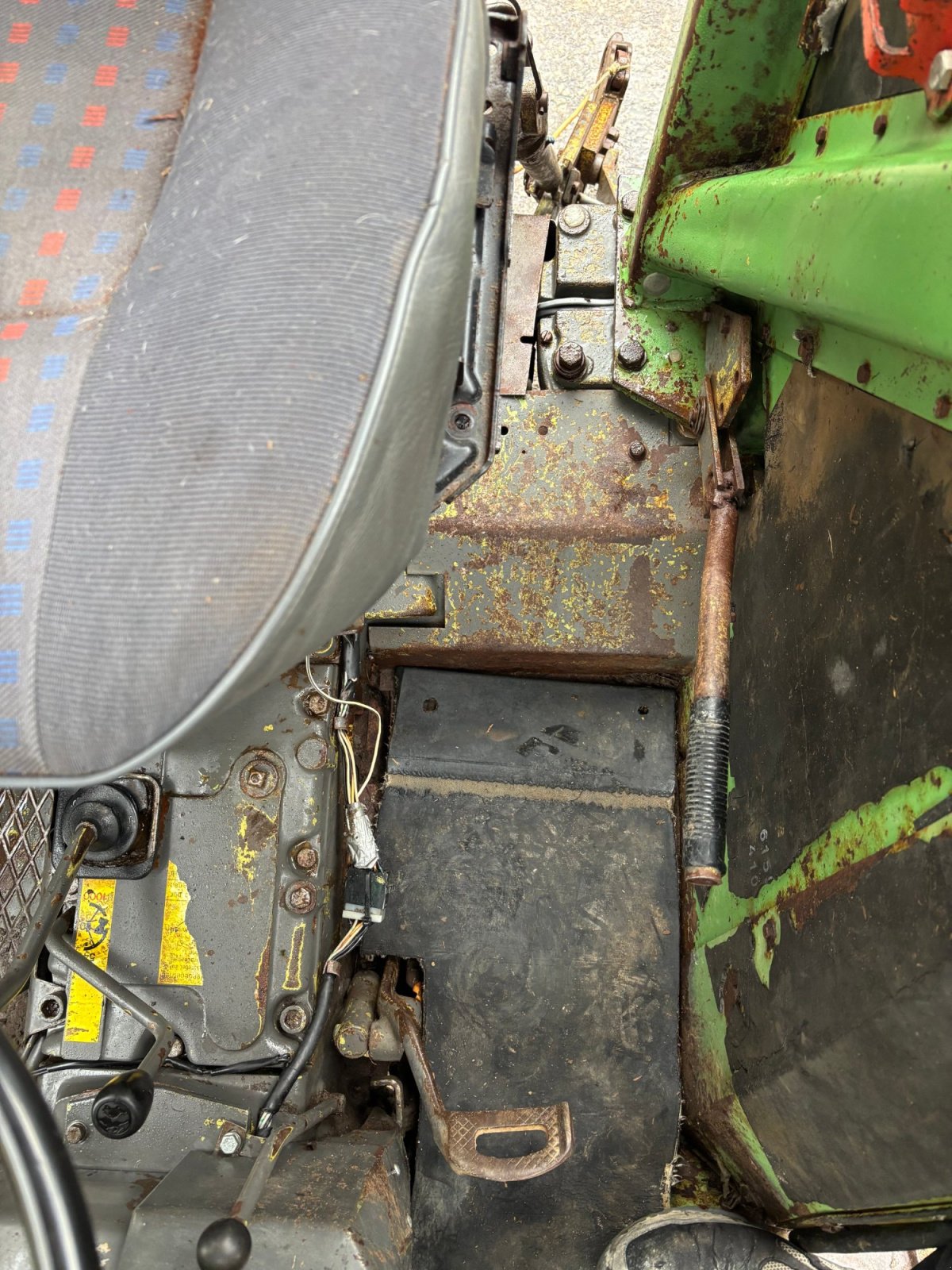 Traktor typu Fendt Farmer 108 SA, Gebrauchtmaschine w Pemfling (Zdjęcie 9)