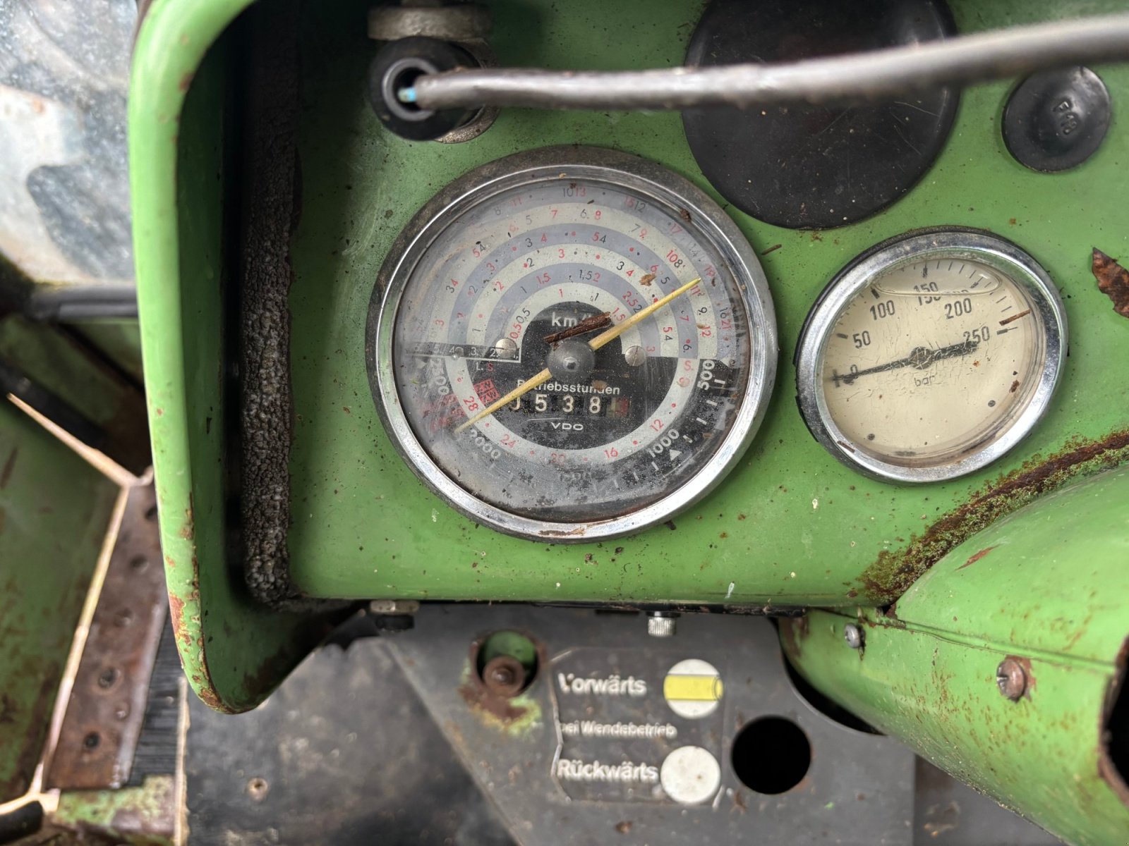 Traktor typu Fendt Farmer 108 SA, Gebrauchtmaschine w Pemfling (Zdjęcie 11)