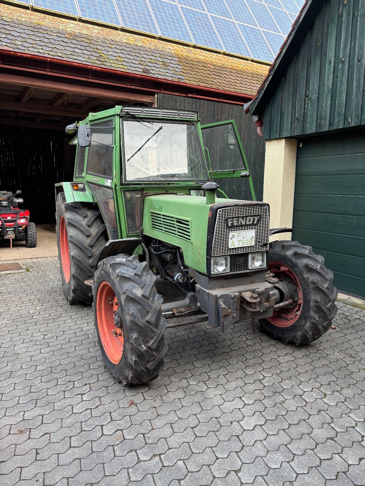 Traktor van het type Fendt Farmer 108, Gebrauchtmaschine in Hagenbüchach (Foto 1)