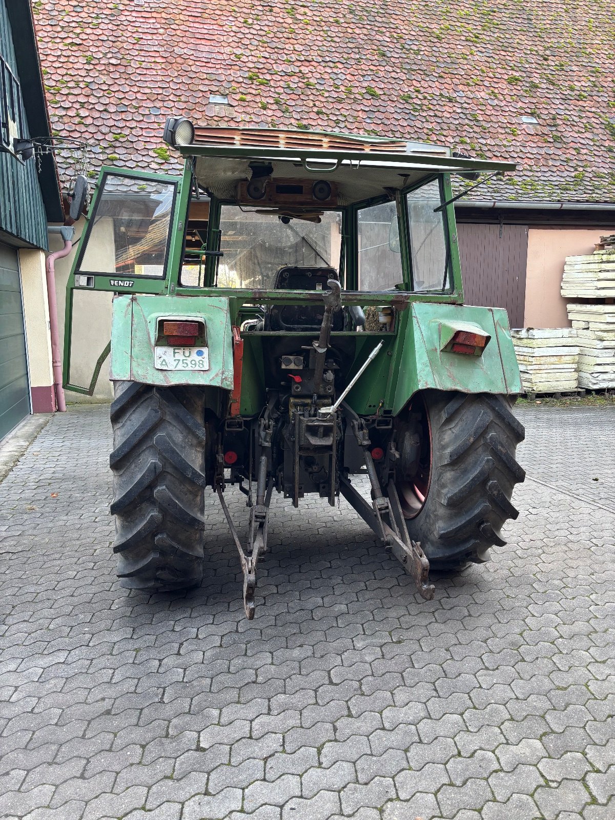 Traktor van het type Fendt Farmer 108, Gebrauchtmaschine in Hagenbüchach (Foto 3)
