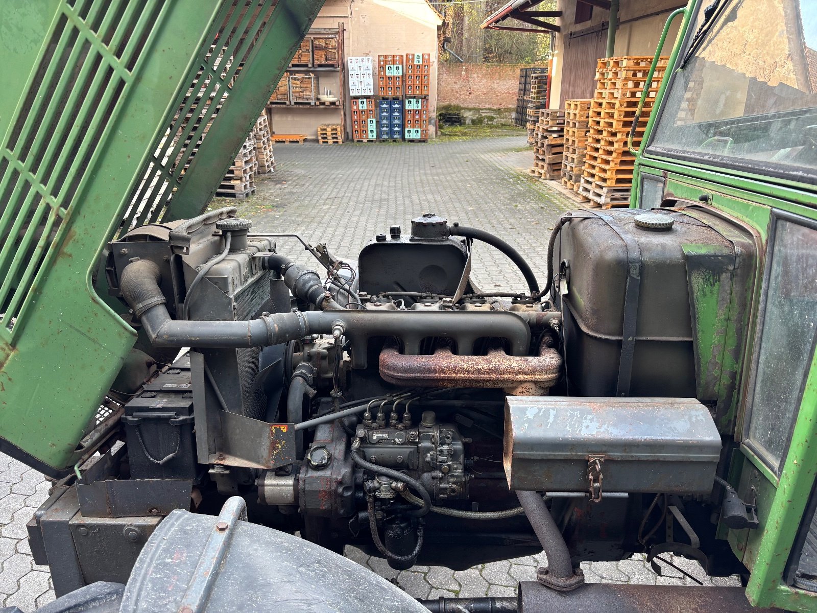 Traktor typu Fendt Farmer 108, Gebrauchtmaschine v Hagenbüchach (Obrázok 26)