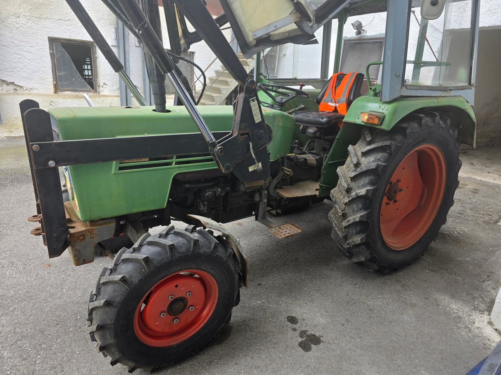 Traktor типа Fendt Farmer 200 S, Gebrauchtmaschine в Bernau am Chiemsee (Фотография 3)
