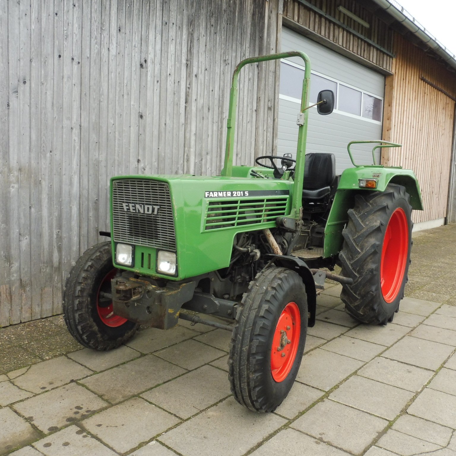 Traktor от тип Fendt Farmer 201 S, Gebrauchtmaschine в Kammlach (Снимка 2)