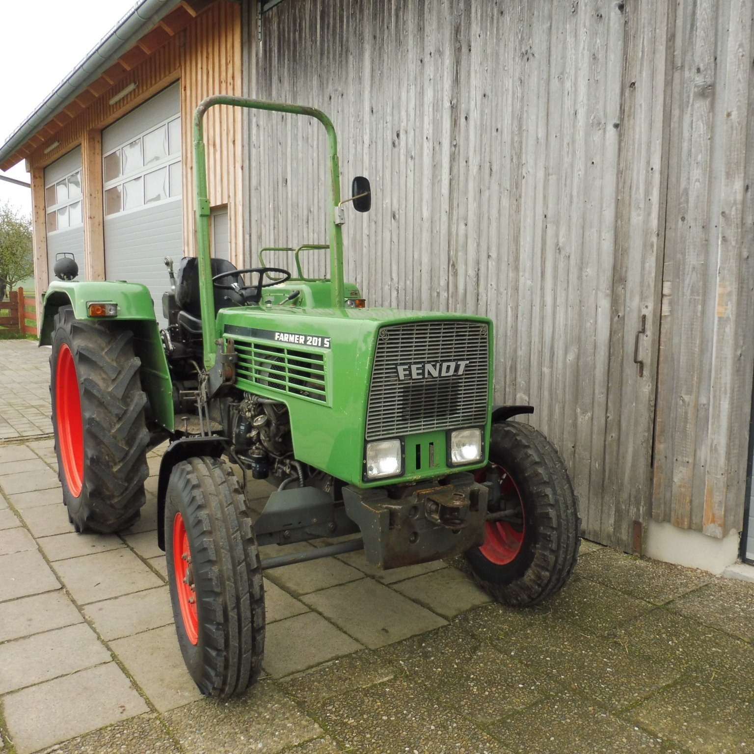 Traktor от тип Fendt Farmer 201 S, Gebrauchtmaschine в Kammlach (Снимка 11)