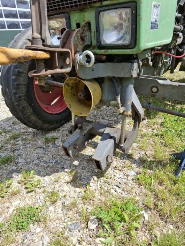 Traktor van het type Fendt Farmer 204P, Gebrauchtmaschine in Lengnau (Foto 2)