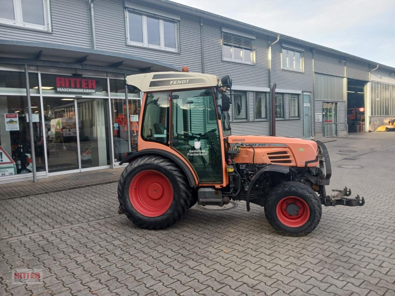 Traktor типа Fendt Farmer 207 VA Kommunal, Gebrauchtmaschine в Zell a. H. (Фотография 3)