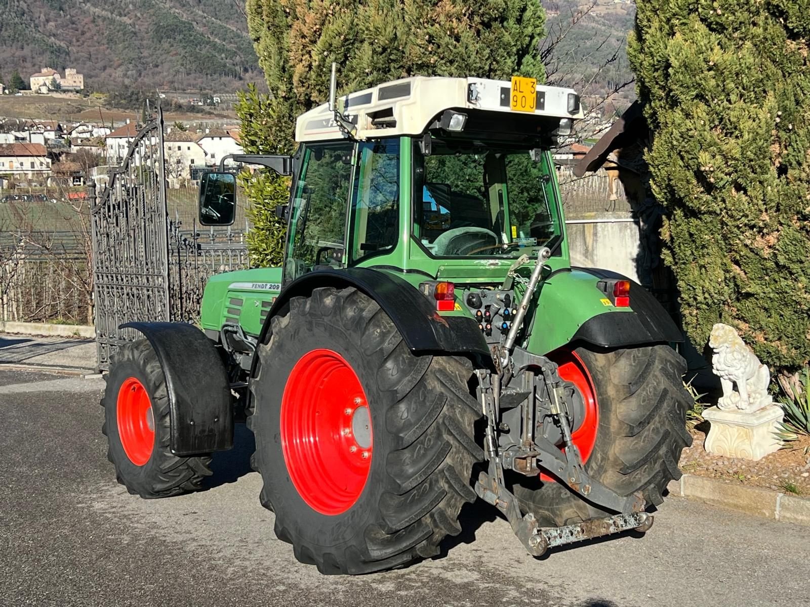 Traktor typu Fendt Farmer 209 S, Gebrauchtmaschine v Eppan (BZ) (Obrázek 4)