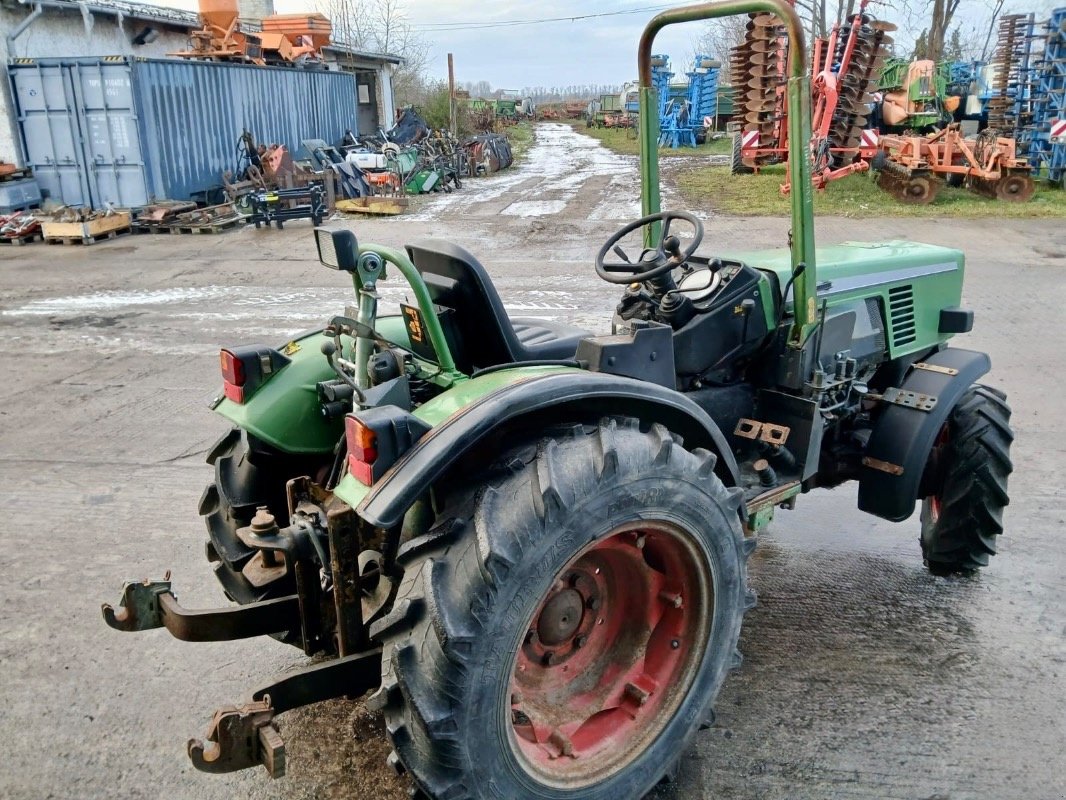 Traktor del tipo Fendt Farmer 250V Allrad, Gebrauchtmaschine In Liebenwalde (Immagine 4)