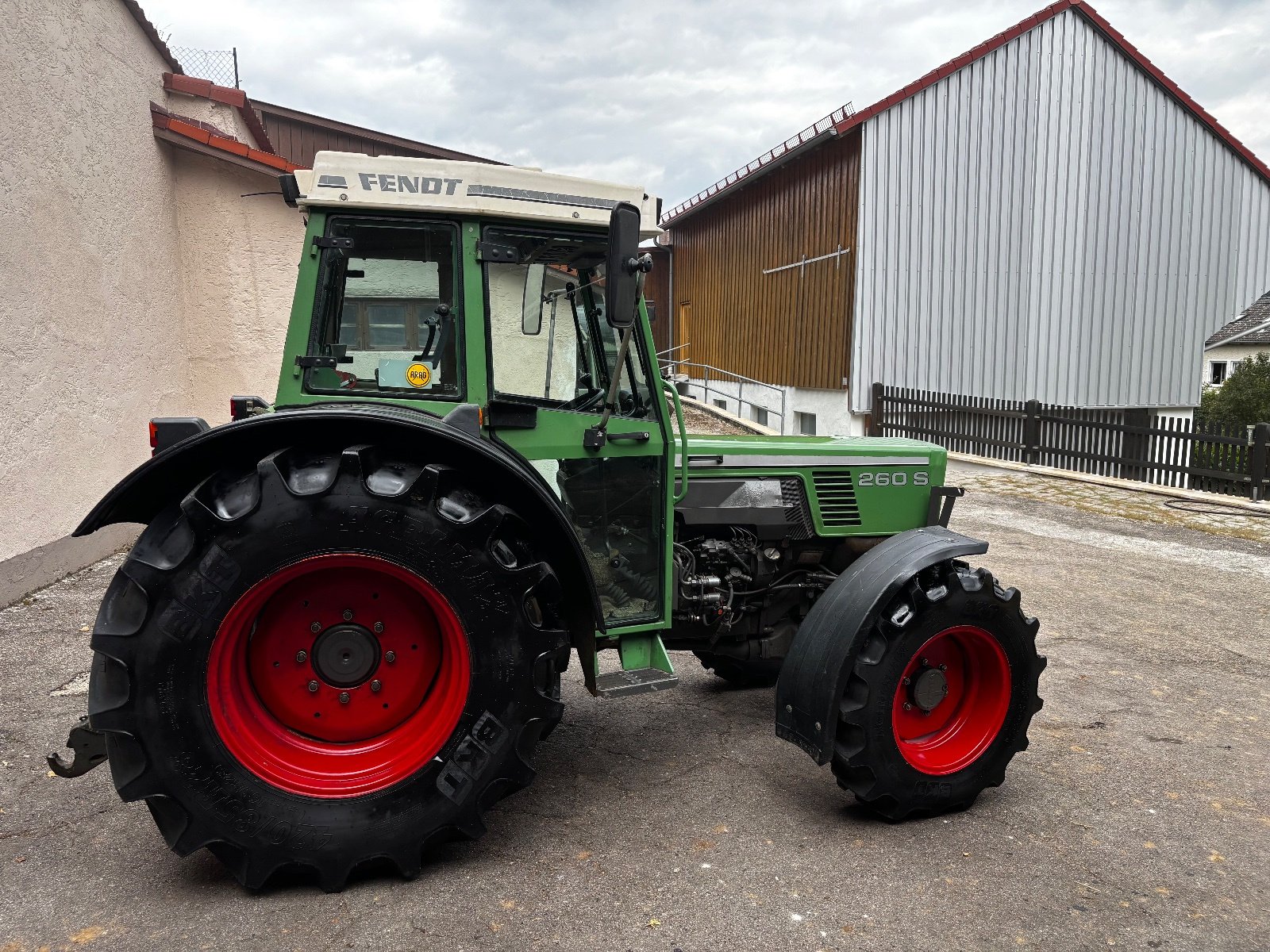 Traktor typu Fendt Farmer 260 S, Gebrauchtmaschine v Walting (Obrázek 2)