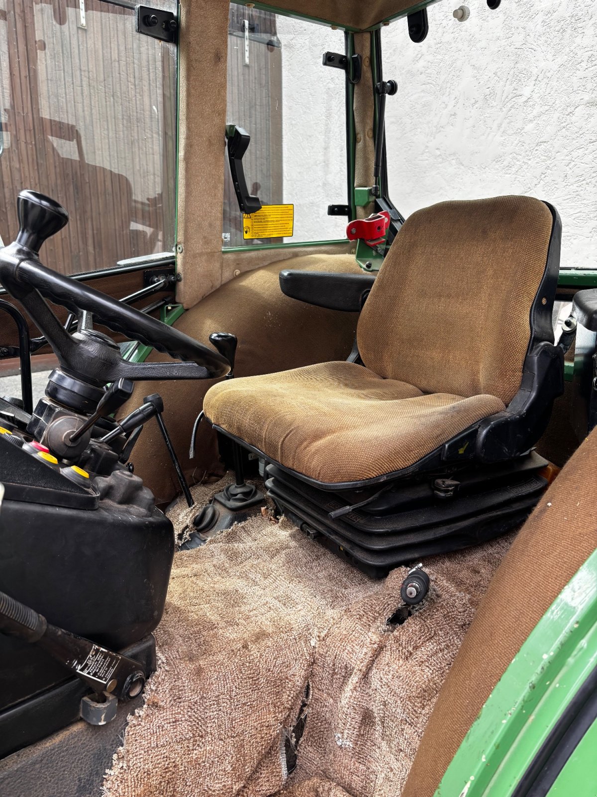 Traktor des Typs Fendt Farmer 260 S, Gebrauchtmaschine in Walting (Bild 3)