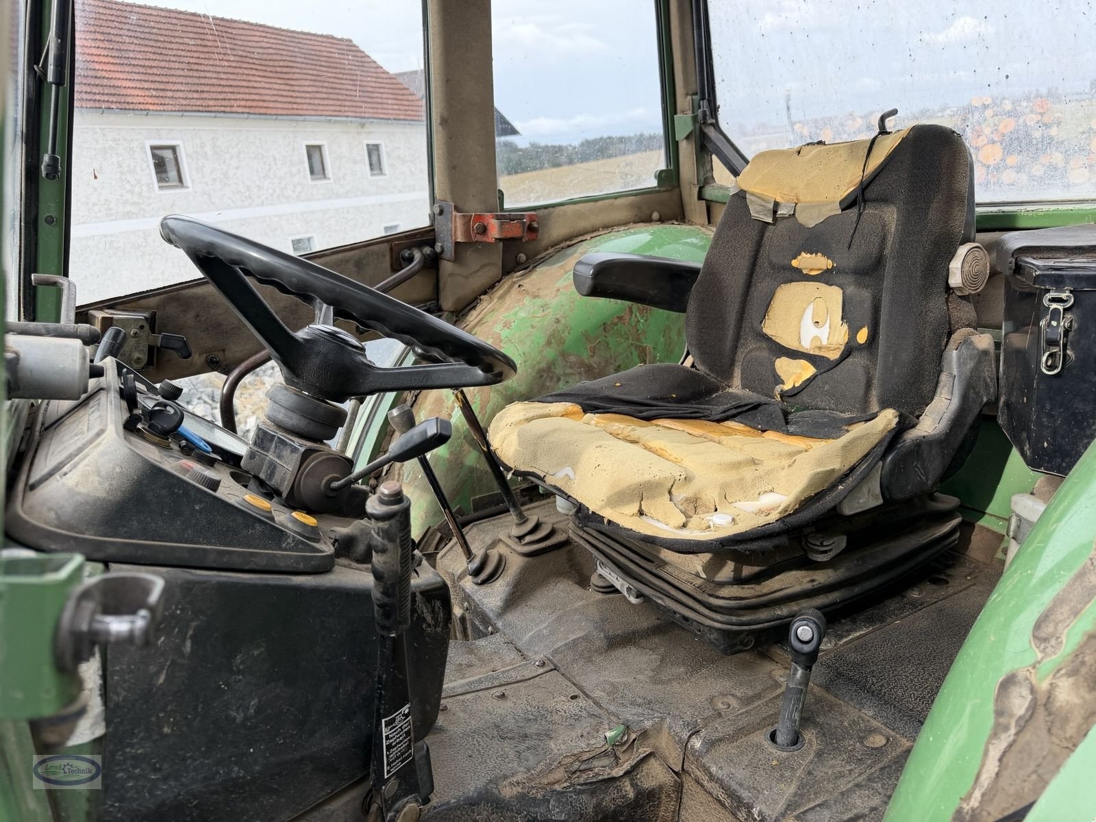 Traktor типа Fendt Farmer 275 SA, Gebrauchtmaschine в Münzkirchen (Фотография 11)