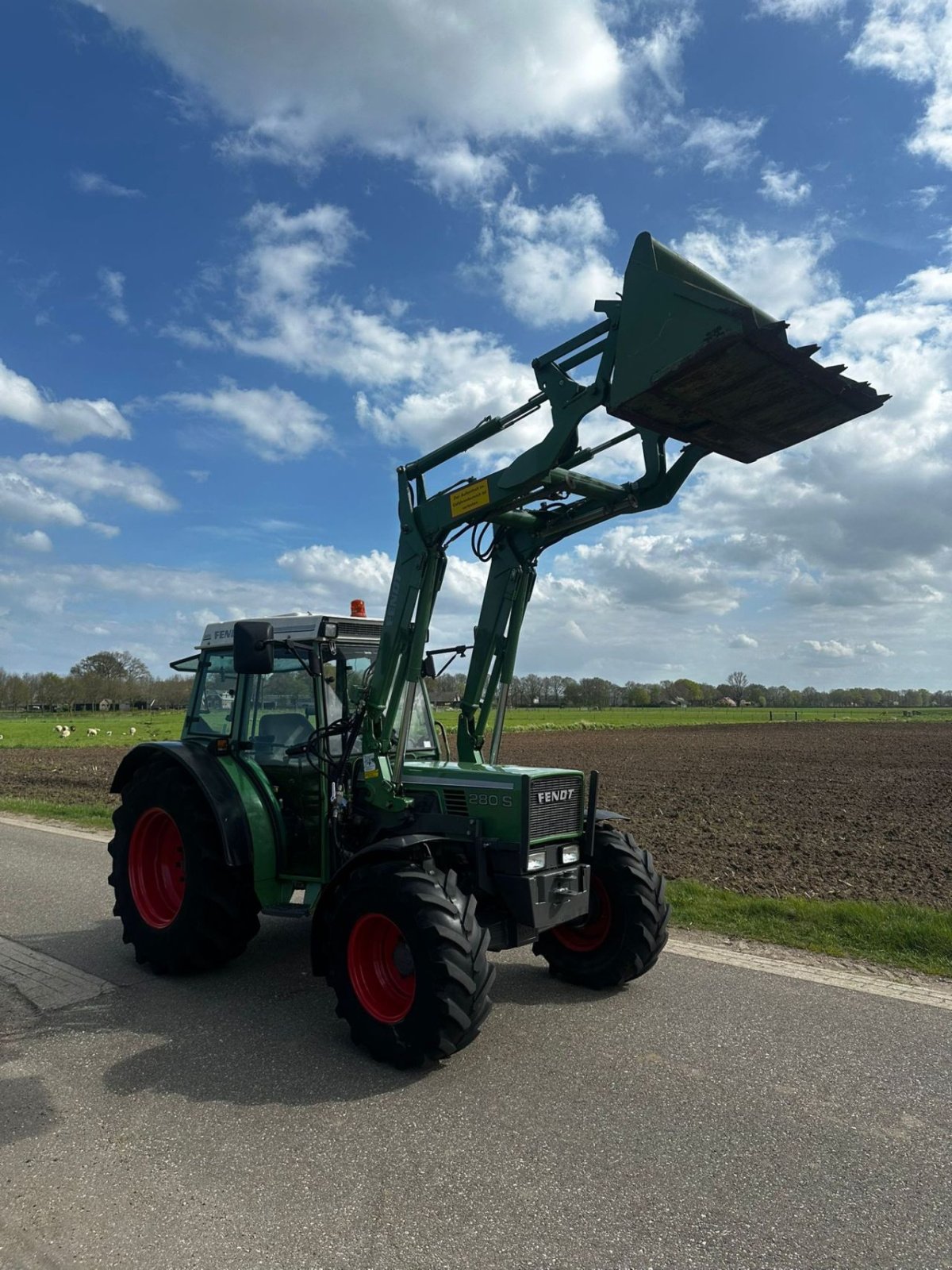 Traktor типа Fendt Farmer 280 SA, Gebrauchtmaschine в zwolle (Фотография 2)