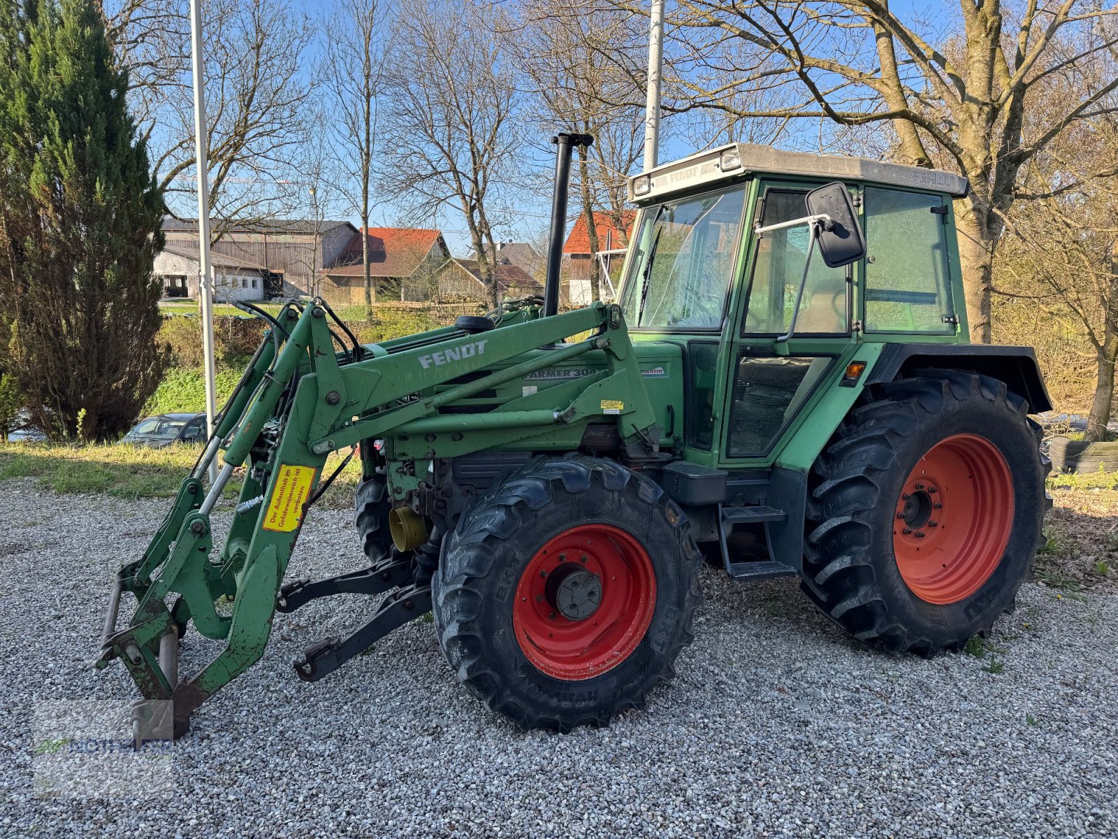 Traktor del tipo Fendt Farmer 304 LSA, Gebrauchtmaschine In Pforzen (Immagine 9)