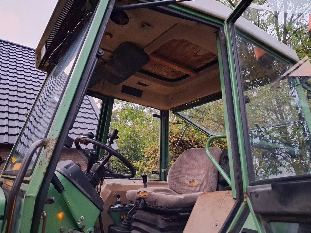 Traktor of the type Fendt FARMER 305 LS 40 km met voorlader bak en vork, Gebrauchtmaschine in Lunteren (Picture 8)