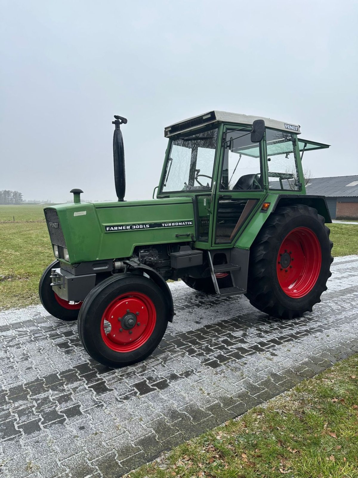 Traktor typu Fendt Farmer 305 LS, Gebrauchtmaschine v zwolle (Obrázek 1)