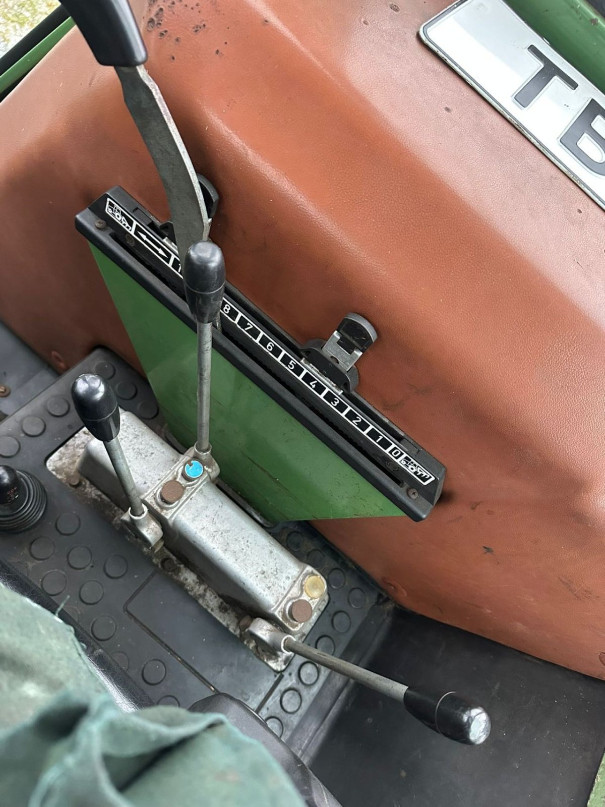 Traktor typu Fendt Farmer 305 LS, Gebrauchtmaschine v zwolle (Obrázek 7)