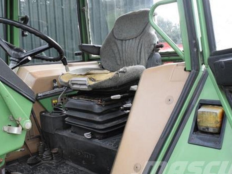 Traktor typu Fendt Farmer 305 LS, Gebrauchtmaschine v Utrecht (Obrázek 1)