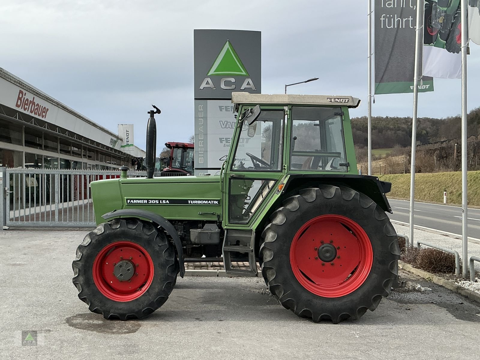 Traktor typu Fendt Farmer 305, Gebrauchtmaschine v Markt Hartmannsdorf (Obrázek 2)