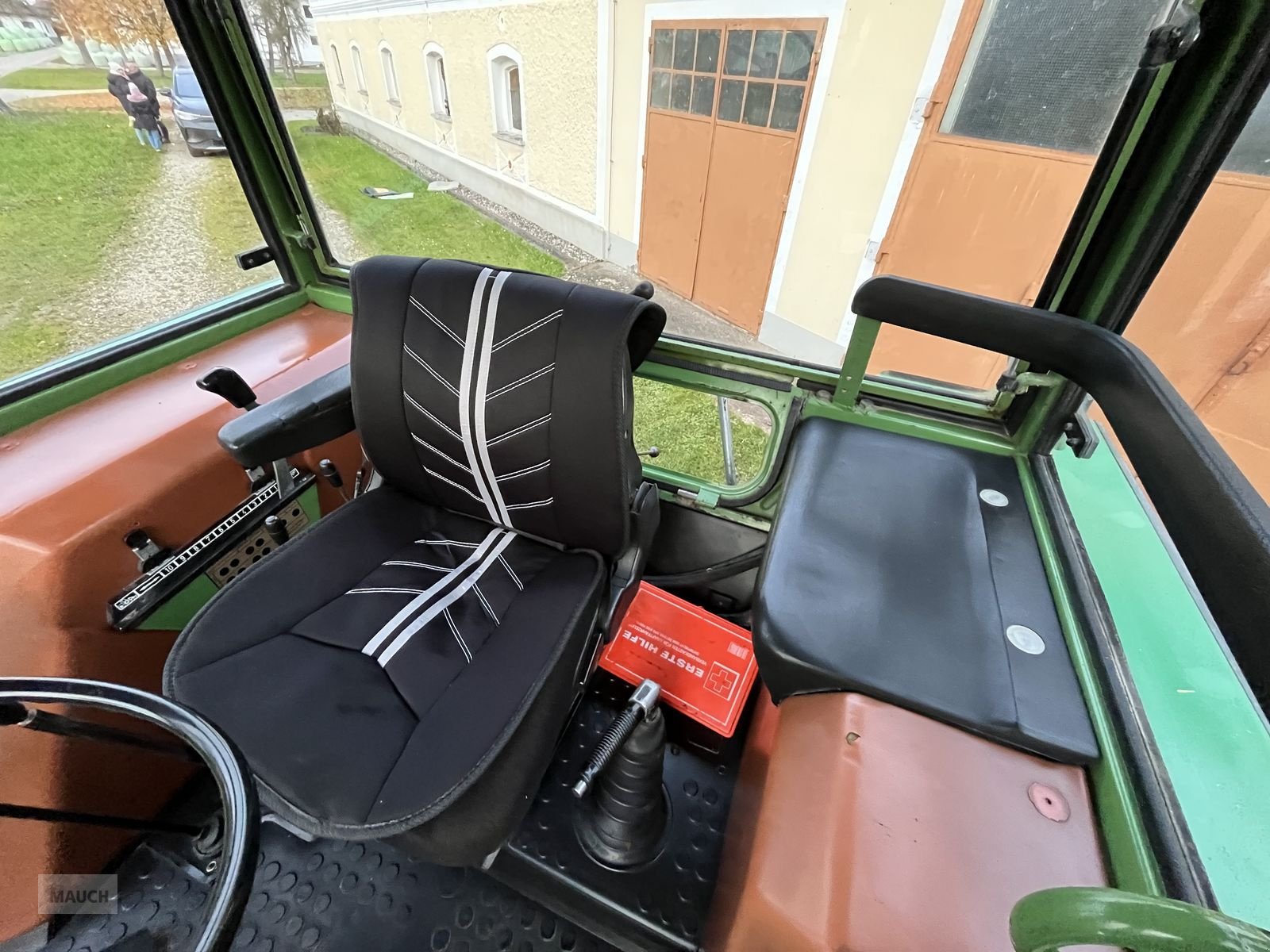 Traktor типа Fendt Farmer 305, Gebrauchtmaschine в Burgkirchen (Фотография 20)