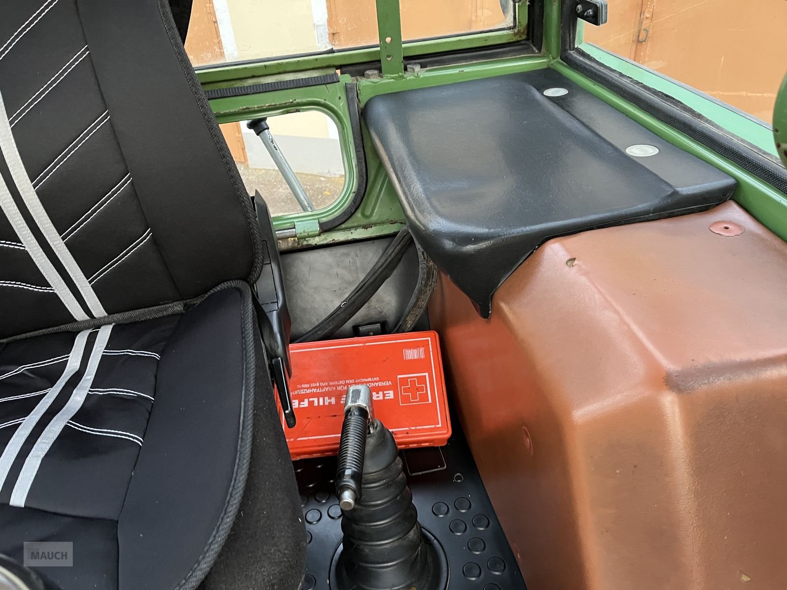 Traktor типа Fendt Farmer 305, Gebrauchtmaschine в Burgkirchen (Фотография 19)