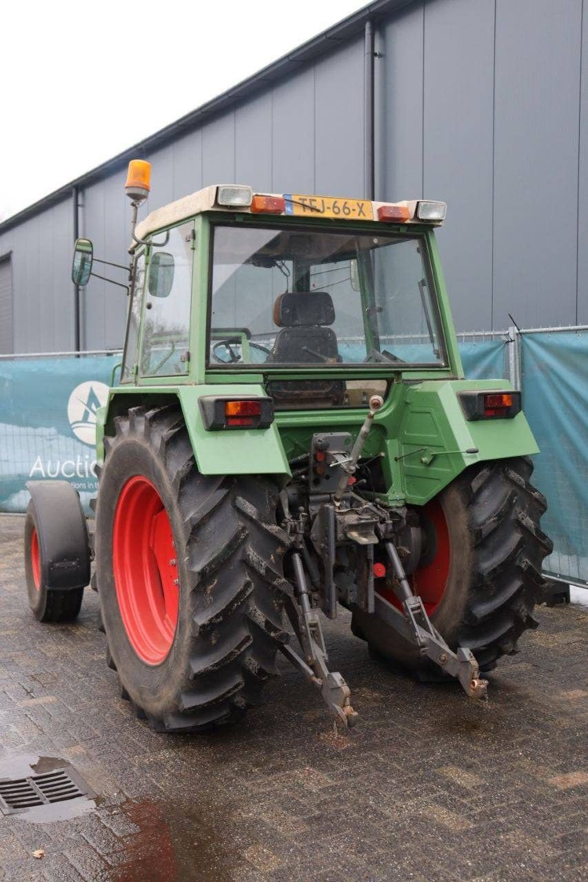 Traktor typu Fendt Farmer 305LS Turbomatik, Gebrauchtmaschine v Antwerpen (Obrázok 4)