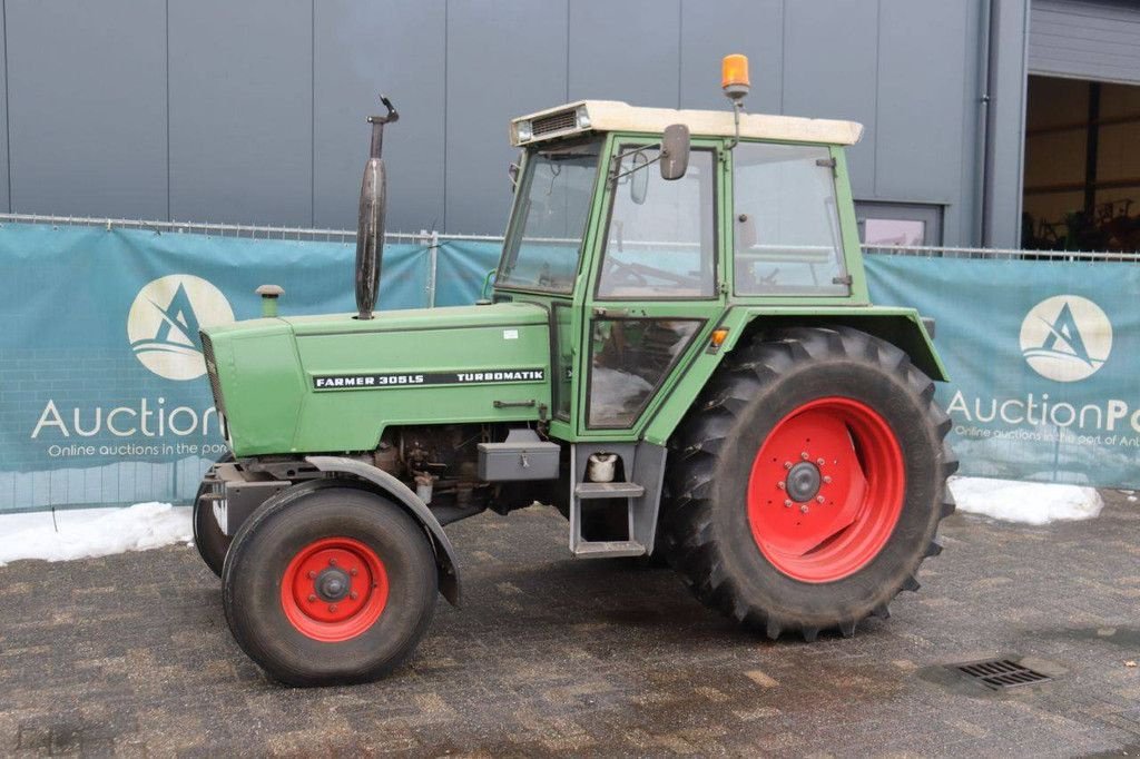 Traktor typu Fendt Farmer 305LS Turbomatik, Gebrauchtmaschine v Antwerpen (Obrázok 1)