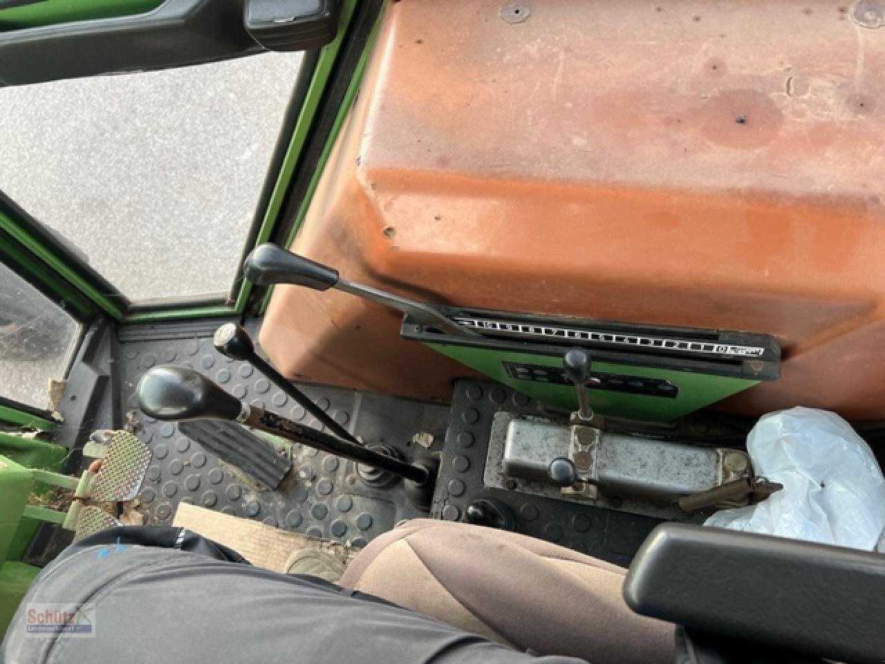 Traktor от тип Fendt Farmer 306 LS, Bereifung neuwertig, Gebrauchtmaschine в Schierling (Снимка 13)