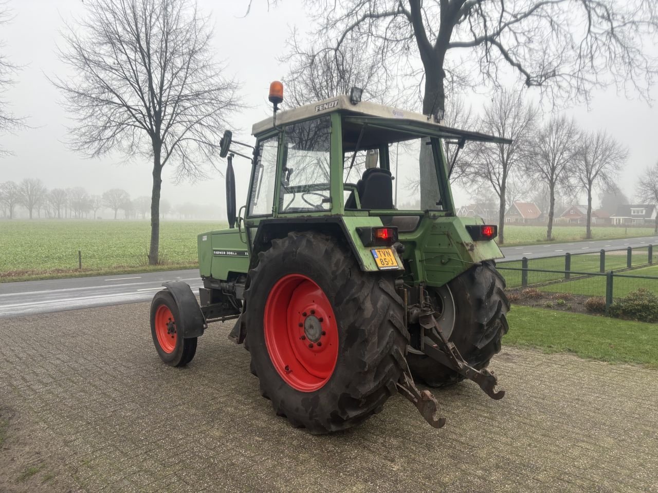 Traktor del tipo Fendt Farmer 306 LS, Gebrauchtmaschine In Staphorst (Immagine 4)