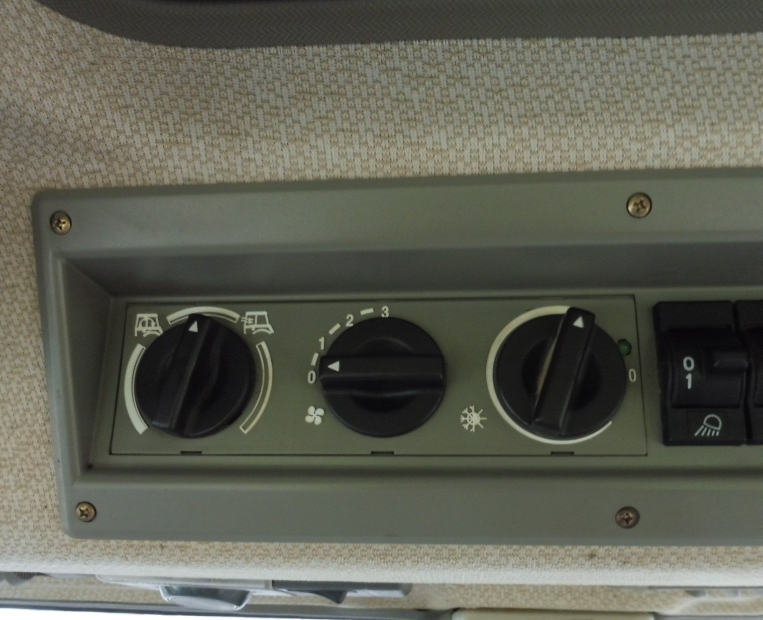 Traktor des Typs Fendt Farmer 307 C, Gebrauchtmaschine in Kammlach (Bild 20)