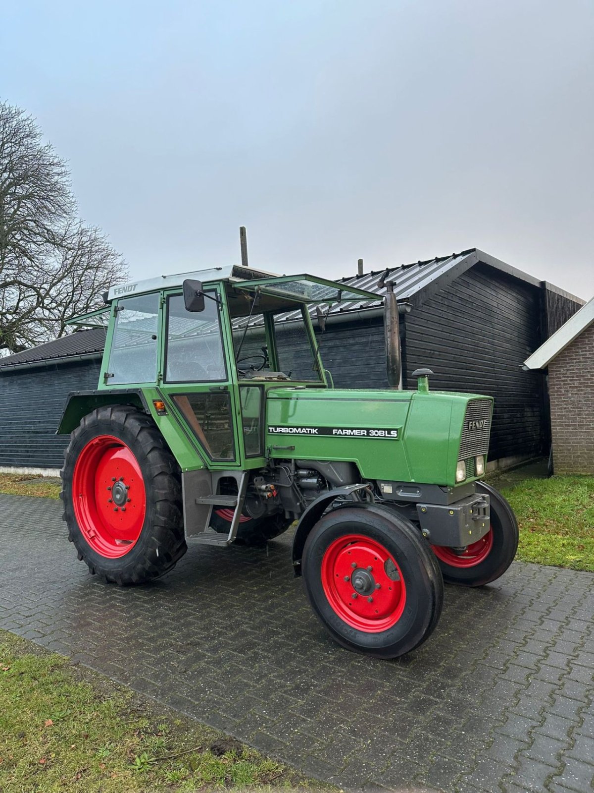 Traktor des Typs Fendt Farmer 308 LS, Gebrauchtmaschine in zwolle (Bild 2)