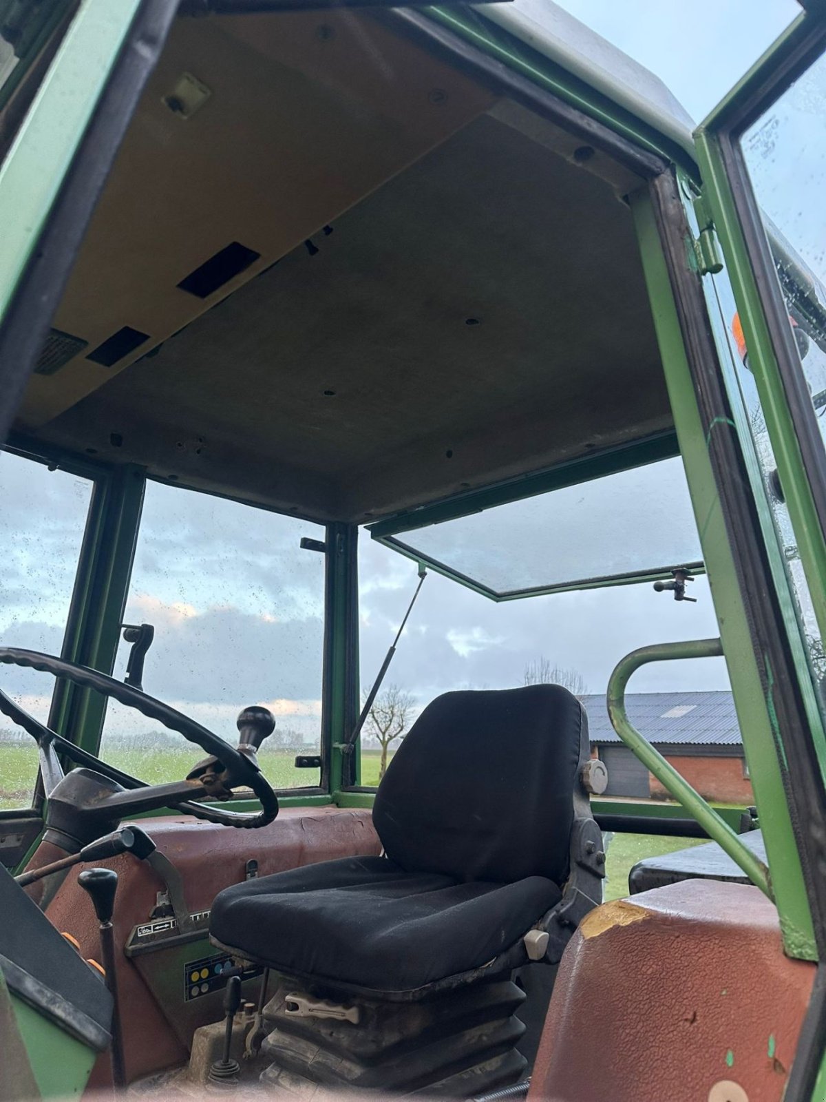 Traktor des Typs Fendt Farmer 308 LS, Gebrauchtmaschine in zwolle (Bild 5)