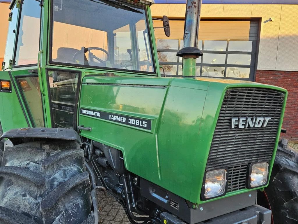 Traktor of the type Fendt FARMER 308 LSA, Gebrauchtmaschine in BENNEKOM (Picture 11)