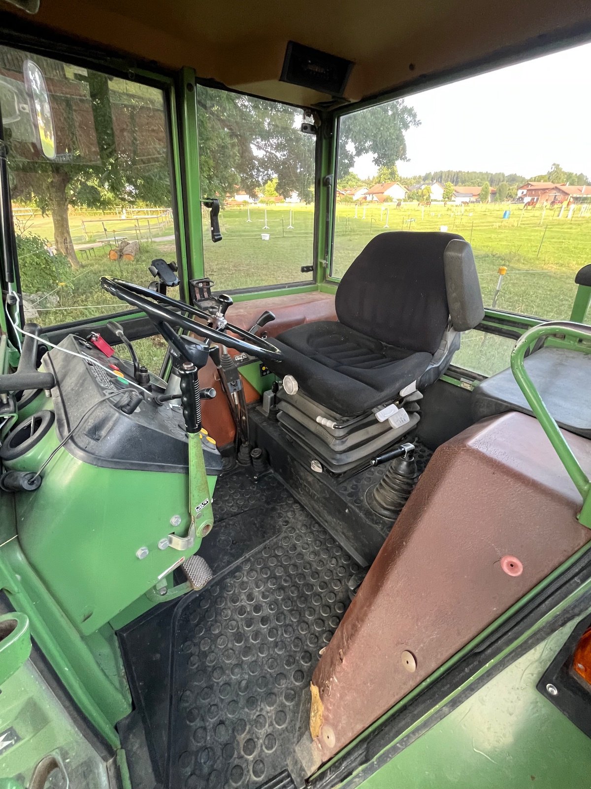 Traktor tipa Fendt Farmer 308 LSA, Gebrauchtmaschine u Großhelfendorf (Slika 2)