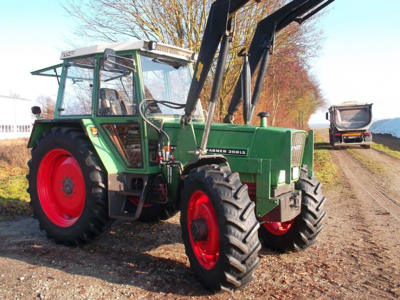 Traktor des Typs Fendt Farmer 308, Gebrauchtmaschine in Salching (Bild 1)