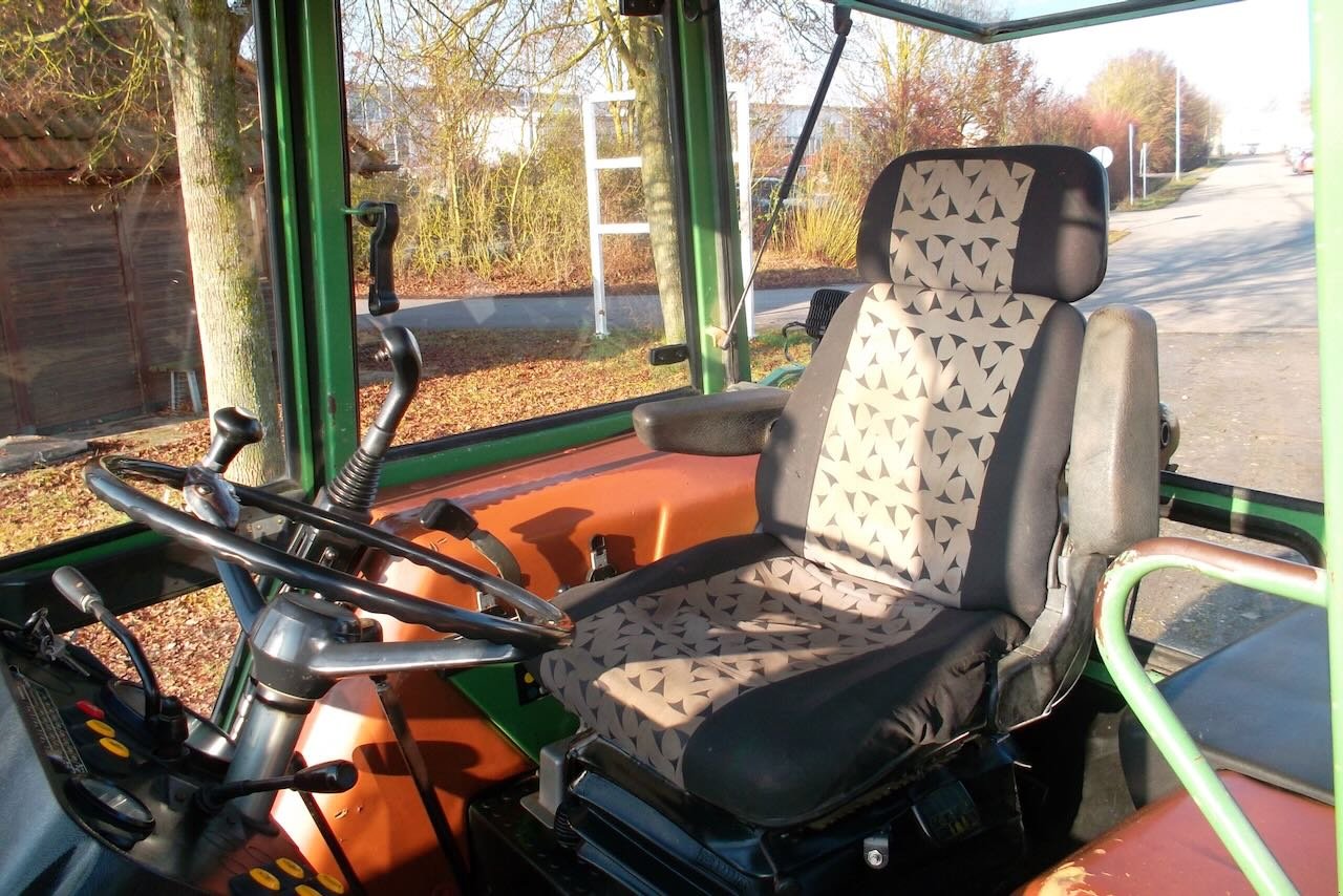 Traktor типа Fendt Farmer 308, Gebrauchtmaschine в Salching (Фотография 8)